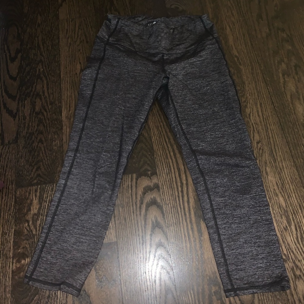 Athleta Heathered grey leggings size xs